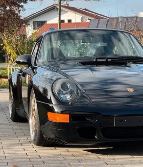 Porsche 911 (993) Carrera 2 - 7