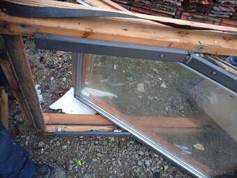 střešní okno Velux dřevo - 7