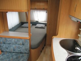 Prodám karavan Hobby 410 sfe,r.v.2006 + mover + markýza. - 7