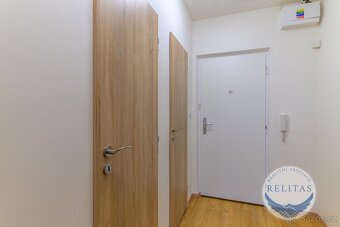 Pronájem bytu 1+kk 25 m² - 7