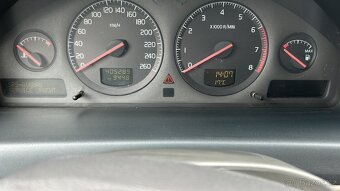 Volvo xc 70 - 7