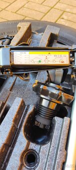 Rezervní kolo + sada do rezervy - 7