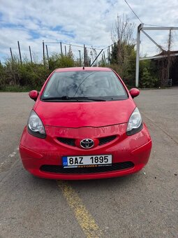 prodám toyotu aygo - 7