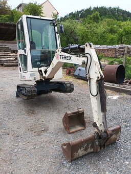 Minibagr Terex TC 16 - 7