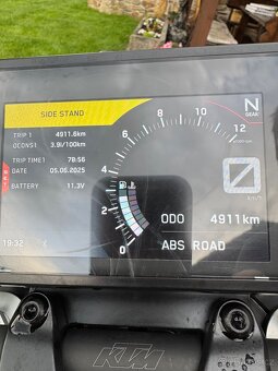 DUKE 390 (2023) - 7