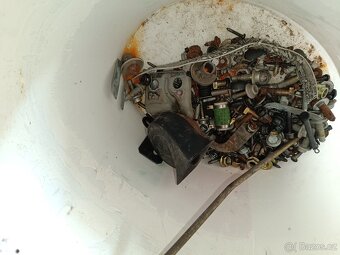 Fiat Punto 1.2 8V motor + výfuk + další náhradní díly - 7