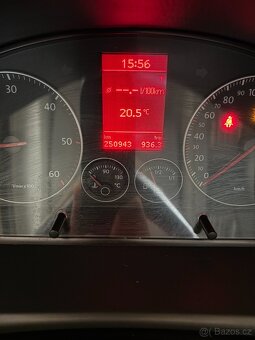 vw Touran 1.9 tdi 2006 - 7