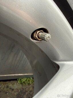 Alu kola 5x115 r17 letní - 7