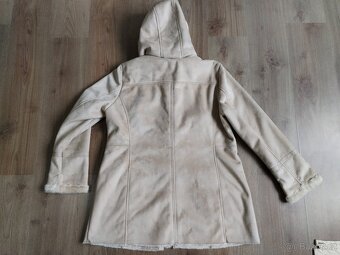 Dámský kabátek s kožíškem vel 46 - 7