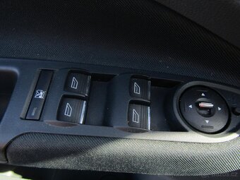 Ford C-MAX 1.6 TDCi ,  70 kW nafta, 2012 - 7