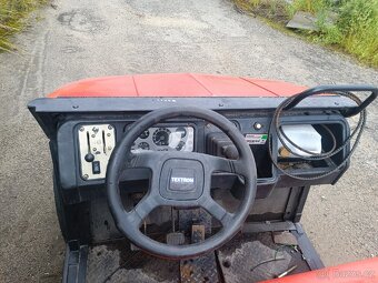Turf-Truckster cushman - 7