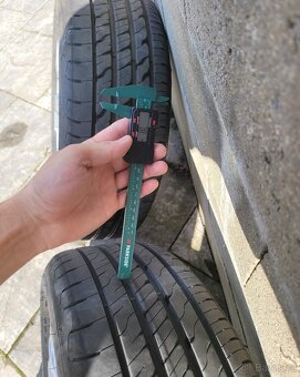 Letní sada R17 superb 5x112 215/55/17 - 7