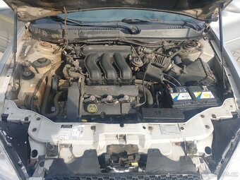 Ford Taurus 3.0 benzín V6 USA - 7