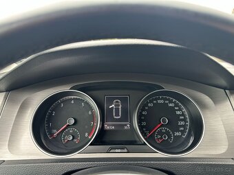 VW Golf 1,4 tsi Variant 92 Kw Lounge Tažné Xenony Webasto - 7