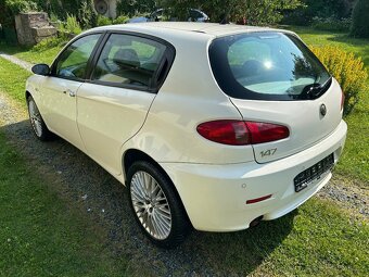 alfa romeo 147 1.6 benzin 77kw r.8/2008 klima alu kola 18" - 7