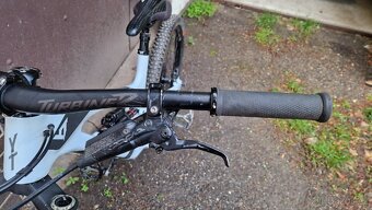 YT Capra CF 29 / 27,5 Mullet 2020 Vel. M - 7