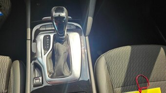 Opel Insignia 2.0i Turbo 125 kW AT8 Elegance - 7