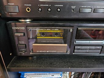 Prodám hifi sestava v prosklené skříňce - 7