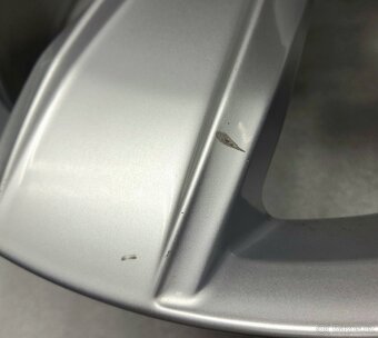 17" Originál VW Corvara 5x112 Passat B8 - 7
