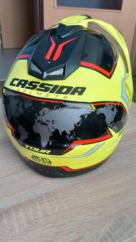 Integrální přilba. - 7