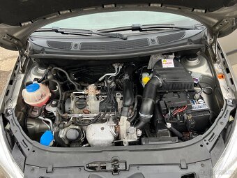 HEZKÁ ŠKODA FABIA  1.2 TSI - BEZ KOROZE - 2 SADY KOL - 7