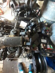 Peugeot 307 hdi  2,0hdi motory - 7