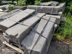 Staré kamenné obrubníky, obruby, žulové obrubníky - 7