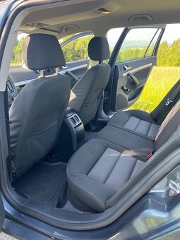 Škoda Octavia 2 1.6 FSI (85kw) combi - 7