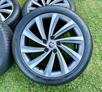 ALU kola Perseus R18 Skoda Octavia 4 - 7