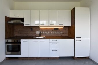 PRONÁJEM PĚKNÉHO, VELKÉHO BYTU 3+1, 76 M2, S LODŽIÍ, VE 2NP - 7