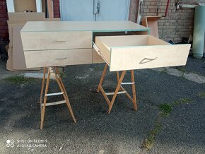 Skříňka se zásuvkami - 7