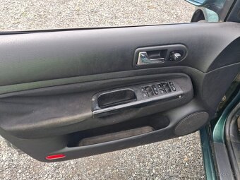 VW Golf kombi 1,6i - 7