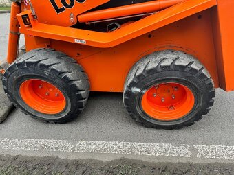 nakladač LOCUST 903 - 7