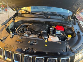 JEEP COMPASS SÉRIE 1.3 MultiAir 130kw Limited edice - 7