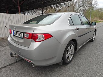 Honda Accord 2.0 115 kW i-VTEC 2009 benzín - 7