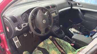 Skoda Octavia 2 1.6 74kw Stk 05 2027 - 7