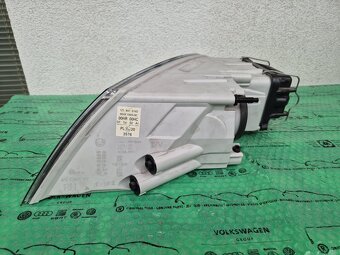 přední halogenový světlomet Škoda Octavia - 7