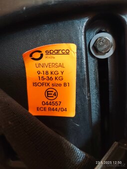 Autosedačky SPARCO F1000KIG dvě stejné - 7