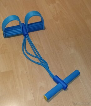 Stepper a další posilovací pomůcky (lze koupit i zvlášť) - 7