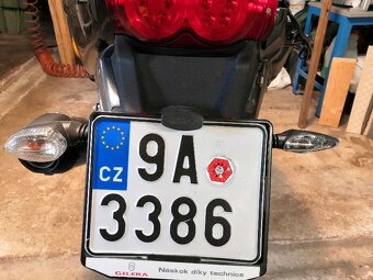 Gilera GP 800 - 7