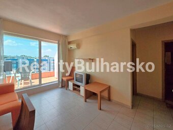 Prodej zařízeného apartmánu 2+kk s balkonem-Slunečné pobřeží - 7