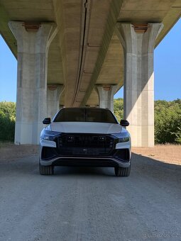 Audi Q8 - 7