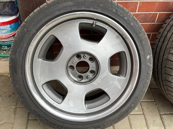 Mercedes R19 - 7
