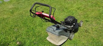 Benzínová sekačka Honda 53cm s pojezdem - 7