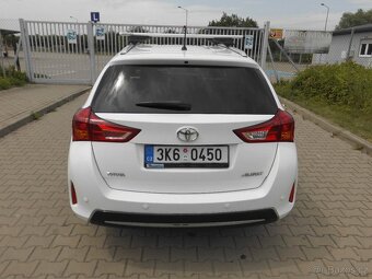 Toyota Auris COMBI- rv2013- 1.6 97kw- 112000km - 7