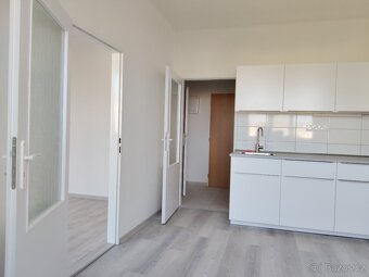 1+1 s terasou, Praha 10 Vršovice, odstupné 409.000,-Kč - 7