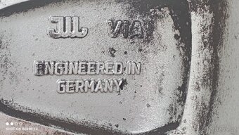 Goodyear 205/60R16, rozteč 5x114,3 - 7