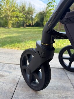 Kombinovaný kočárek VENICCI Upline All Black - 7