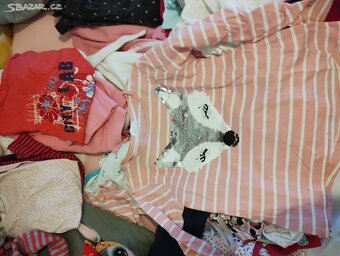 Dětské dívčí oblečení 4 až 6 let - 7