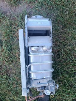 Plynový ohřívač vody karma Vaillant atmoMAG - 7